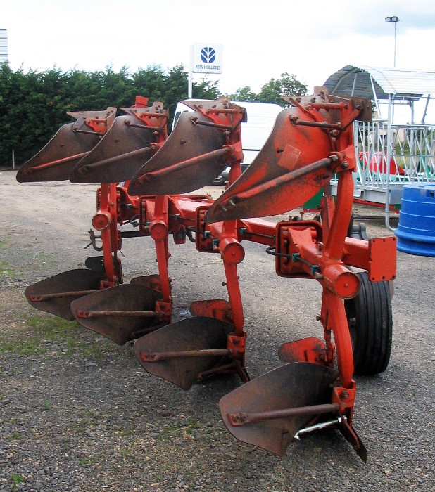 Charrue Kuhn MASTER120