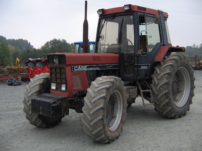 Tracteur agricole Case 1056XL