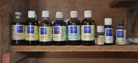 Se documenter et se former aux huiles essentielles en élevage bovin Se documenter et se former aux huiles essentielles en élevage bovin