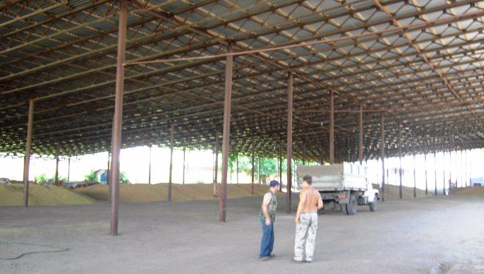 Hangar de stockage des céréales 