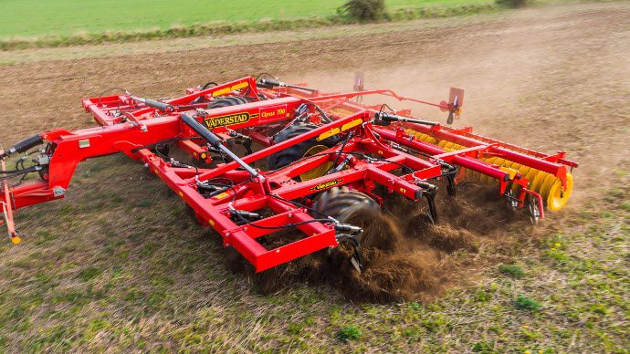cultivateur Väderstad Opus 700
