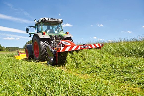Le poids du conditionneur KC 285 D : 548 kg conditionneur Fella KC 285 D