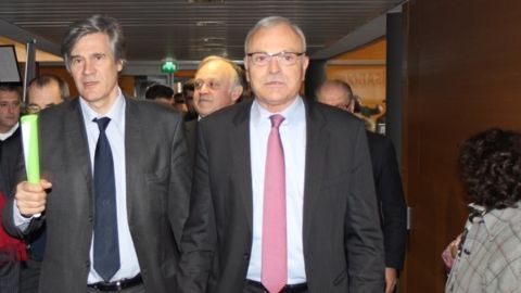 Un nouveau « contrat socle d’assurance » expérimenté dès la fin d’année Un nouveau « contrat socle d’assurance » expérimenté dès la fin d’année