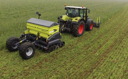 L’agriculteur a la possibilité de racheter le semoir à la fin de la période de location (©Sky agriculture)