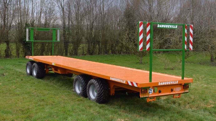 Plateau huit roues Dangreville