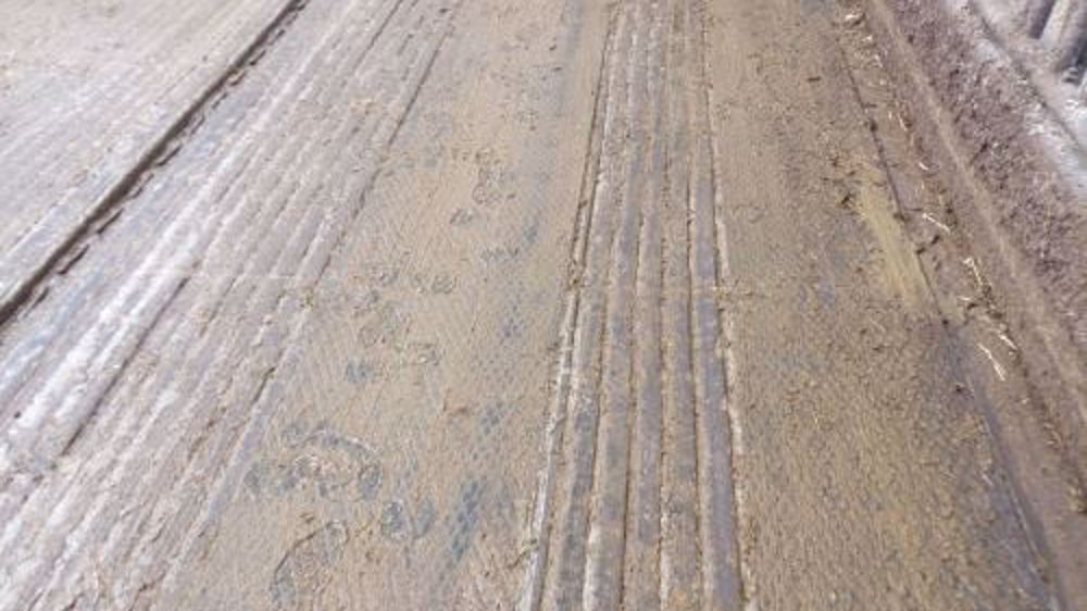 Tapis et béton en parallèle avec Rainu'Confort de Vermot Rainurage (©DR)