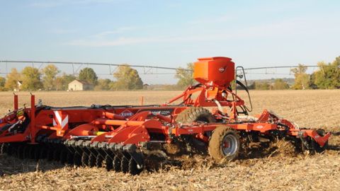 Deux largeurs supplémentaires dans la gamme Kuhn Performer. (©Kuhn)