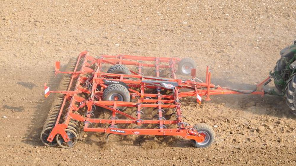 Kuhn étoffe la gamme de cultivateur Prolander avec deux nouveaux modèles. (©Kuhn)