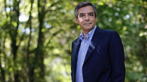 François Fillon, vainqueur de la primaire de la droite et du centre, cible la liberté d'entreprendre en faveur des agriculteurs. (©Fillon2017) François Fillon, vainqueur de la primaire de la droite et du centre, cible la liberté d'entreprendre en faveur des agriculteurs. (©Fillon2017)