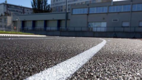 Aliapur a recyclé 335 000 t de pneus en 2016, dont une partie sert à la fabrication de pistes d'athlétisme. (©Aliapur) Aliapur a recyclé 335 000 t de pneus en 2016, dont une partie sert à la fabrication de pistes d'athlétisme. (©Aliapur)
