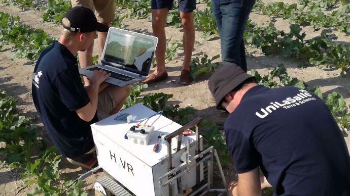 Tests d'H3VR Robot par les étudiants d’UniLaSalle en juillet dernier lors des Rob'Olympiades  