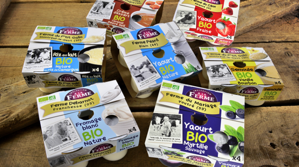 Les yaourts bio fermiers produits par les 21 producteurs sont commercialisés sous la marque « Invitation à la ferme » dans plus de 600 points de vente. (©Invitation à la ferme)