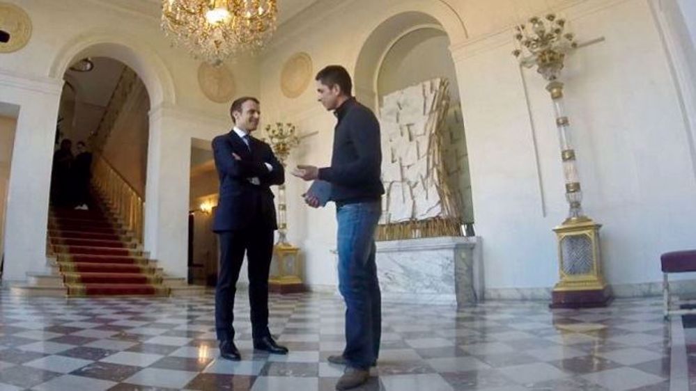 Jeudi 22 février 2018, Emmanuel Macron a répondu à l'appel de David Forge sur Twitter, en lui accordant un tête à tête de quelques minutes. (©@lachaîneagricole) 