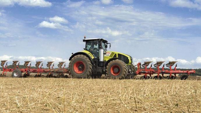 Claas Axion série 900