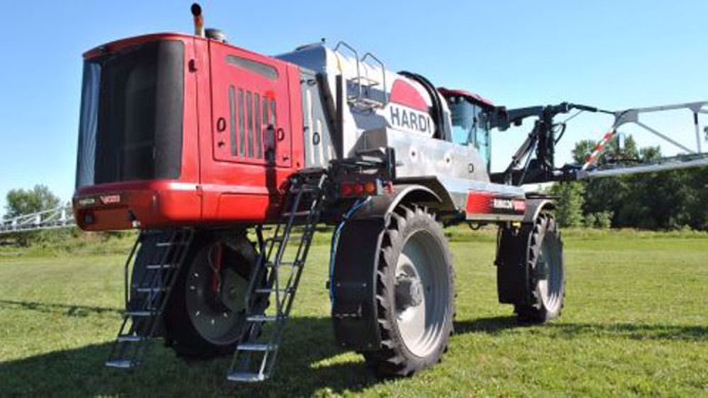 380 ch et 9 000 l de cuve, l'automoteur Rubicon 9000 est le plus gros de la gamme Hardi. (©Hardi)