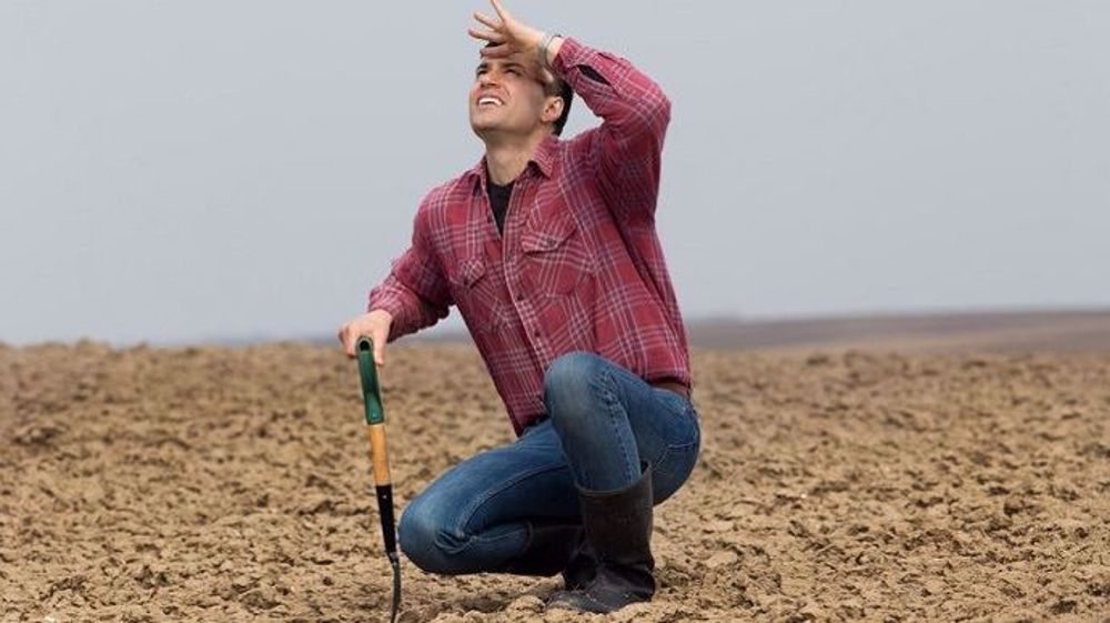  Plusieurs départements de l'ouest de la France mettent en place des mesures de restriction de l'usage de l'eau, compte tenu des conditions climatiques actuelles.(©Fotolia/Budimir Jetvic)