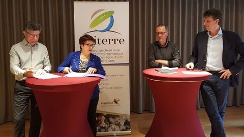 Henri Biès-Péré, Christiane Lambert, Henri Bonneau et Hervé Lapie ont présenté, jeudi 25 avril 2019, la démarche Epiterre, partenariat entre la FNSEA et le réseau Imagin'Rural. (©Terre-net Média)