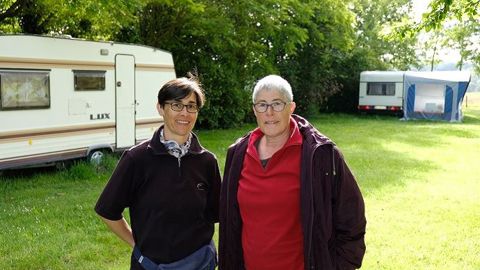 Le camping de Muriel Audrain et Marylène Ducoux comprend six emplacements et une aire pouvant accueillir six camping-cars. (©Nathalie Tiers)