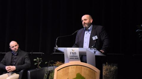 Pour le président de la FNB Bruno Dufayet, l'AOP est un moyen d'aller chercher collectivement et rapidement de la valeur. (©Terre-net Média) Pour le président de la FNB Bruno Dufayet, l'AOP est un moyen d'aller chercher collectivement et rapidement de la valeur. (©Terre-net Média)