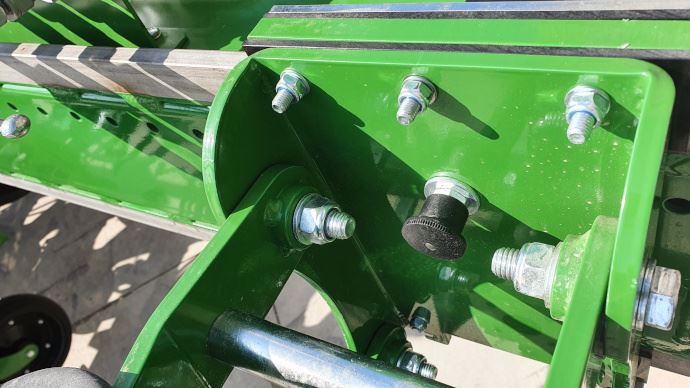 Réglages faciles sur la bineuse Vario Hoe