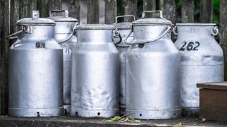 Producteurs laitiers : pensez au don de lait ! Producteurs laitiers : pensez au don de lait !