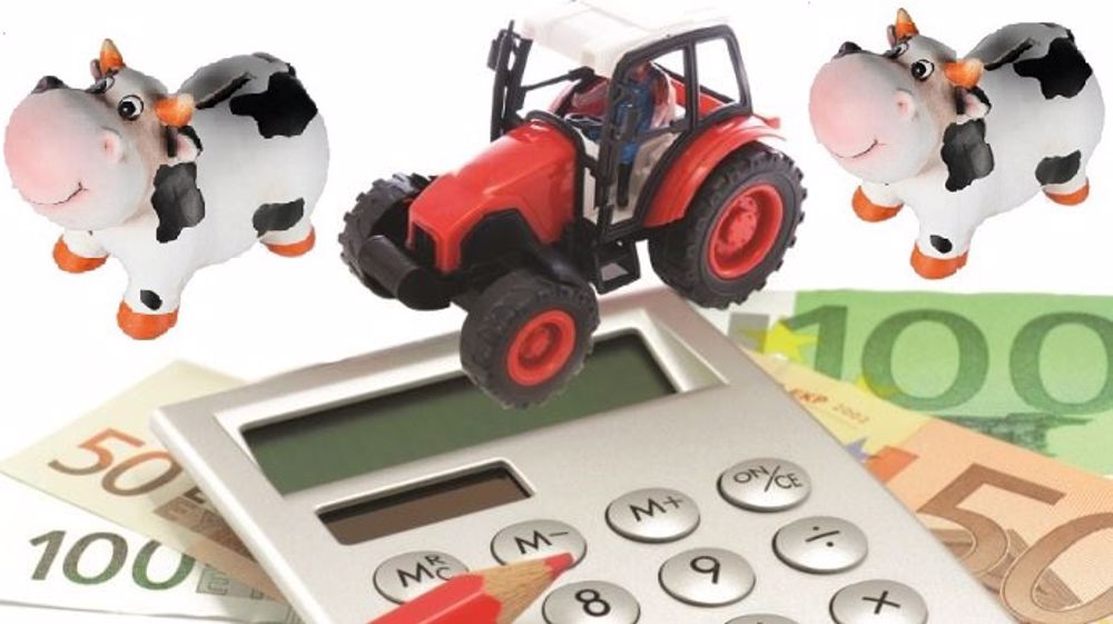 Comment éviter de casser sa tirelire quand on s'installe en agriculture ? (©Fotolia // Création Terre-net Média)