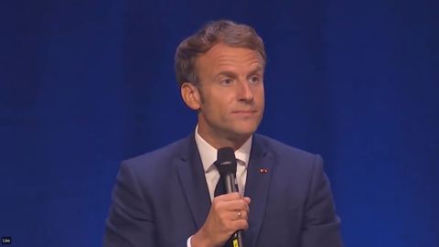 Sortie des pesticides : le ministre démine le discours d’Emmanuel Macron Sortie des pesticides : le ministre démine le discours d’Emmanuel Macron