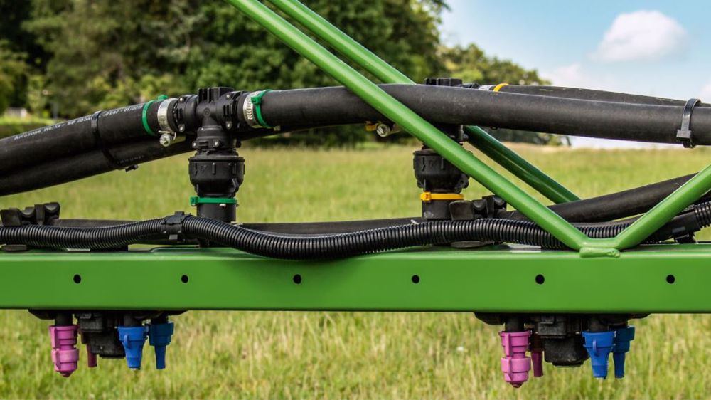 Amazone dévoile son système d'injection directe et complète son offre en matière de pulvérisation ciblée. (©Amazone)