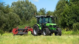 Le 5090 D, tracteur conçu pour les activités liées à l’élevage. (©Deutz-Fahr) Le 5090 D, tracteur conçu pour les activités liées à l’élevage. (©Deutz-Fahr)