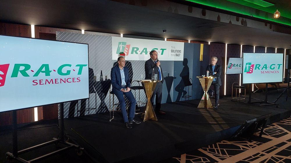 Sylvain Guédou, directeur France de RAGT, et Laurent Guerreiro, président du directoire de RAGT, lors de la conférence de presse du 27 janvier 2021 à Paris. (©RAGT)
