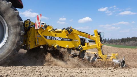 Le Terraland TN de Bednar est désormais capable de recevoir deux type de socs, transformant le travail de l'outil qui remue ou pas la surface du sol. (©Bednar) Le Terraland TN de Bednar est désormais capable de recevoir deux type de socs, transformant le travail de l'outil qui remue ou pas la surface du sol. (©Bednar)