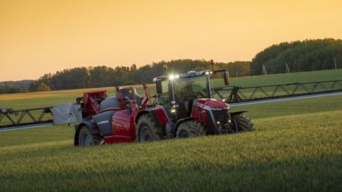 Le Massey Ferguson 8S a été entièrement repensé par rapport aux anciennes séries. (©Massey Ferguson) Le Massey Ferguson 8S a été entièrement repensé par rapport aux anciennes séries. (©Massey Ferguson)