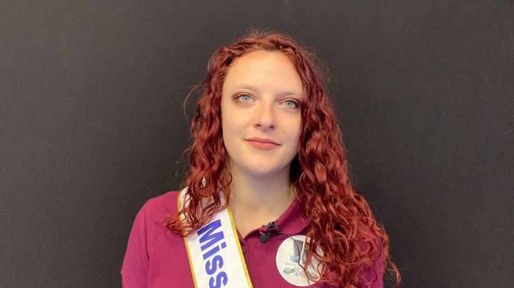 Marianna, Miss Agri 2022, lors de son passage au salon de l'agriculture le 28 février. (©Terre-net Média)