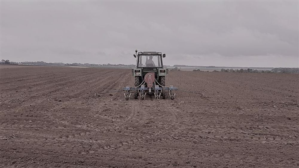 Sans mesures urgentes, la flambée du GNR compromet les travaux des champs qui démarrent. (©Terre-net Média)
