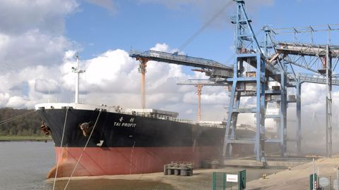 Depuis début août, 10,1 Mt de produits agricoles ukrainiens ont transité par le corridor maritime sécurisé mis en place en Mer noire (© S. Leitenberger/AdobeStock)