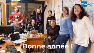 Les journalistes face caméra pour vous souhaiter une bonne année Les journalistes face caméra pour vous souhaiter une bonne année