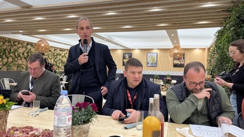 Thierry Roquefeuil, président de la FNPL, lors d'une conférence de presse le 28 février au salon de l'agriculture. (©Terre-net Média)
