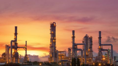 L’Arabie saoudite va baisser de 500 000 bpj sa production de pétrole à partir du mois prochain (<a href="https://stock.adobe.com/fr/contributor/202689924/anekoho?load_type=author&prev_url=detail" target="_blank">©anekoho</a>, AdobeStock) L’Arabie saoudite va baisser de 500 000 bpj sa production de pétrole à partir du mois prochain (<a href="https://stock.adobe.com/fr/contributor/202689924/anekoho?load_type=author&prev_url=detail" target="_blank">©anekoho</a>, AdobeStock)