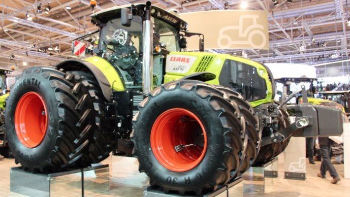 Un doublé pour le Claas 850 Cmatic ! Elu Tracteur de l'année 2014 et Machine de l'année à Agritechnica 2013.