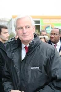 Le ministre de l'agriculture Michel Barnier en visite au Salon international de l'agriculture, Sia 2009 - © Terre-net Média