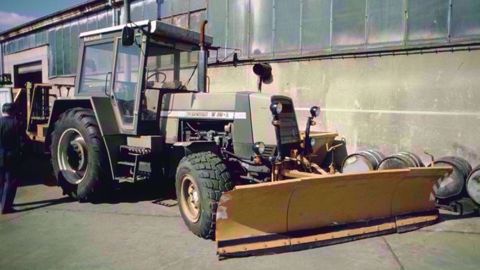 Bima 4400, charrue avant rotative, l'Ecosol, le Fortschritt ZT 323 A Bima 4400, charrue avant rotative, l'Ecosol, le Fortschritt ZT 323 A