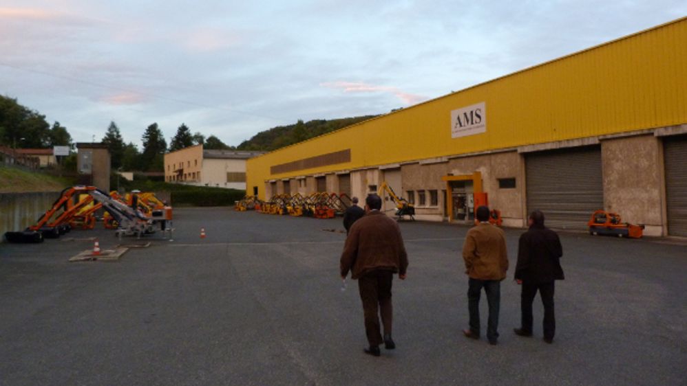 Rousseau fait visiter son site