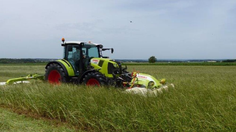 Vidéo : tracteur Claas Arion 400 génération 2015 Vidéo : tracteur Claas Arion 400 génération 2015