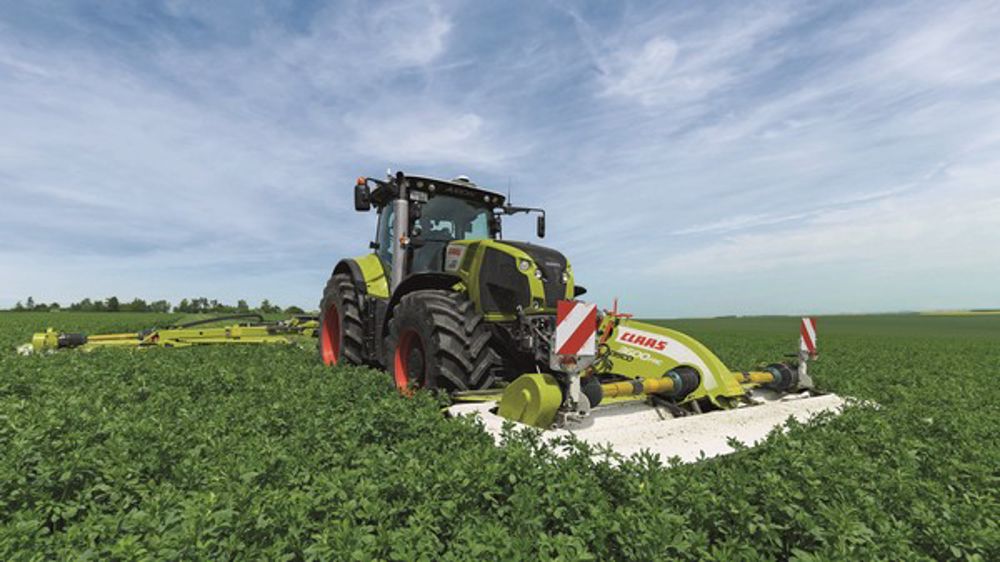 Un Claas Axion 800 haut de gamme Un Claas Axion 800 haut de gamme