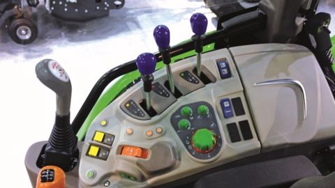 Deutz-Fahr: La série 6 RS robotise ses gammes Deutz-Fahr: La série 6 RS robotise ses gammes