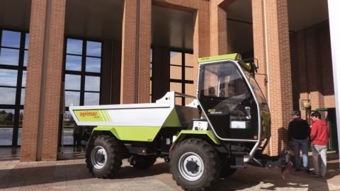 Agrimac: Un porteur sur roues ou chenilles Agrimac: Un porteur sur roues ou chenilles