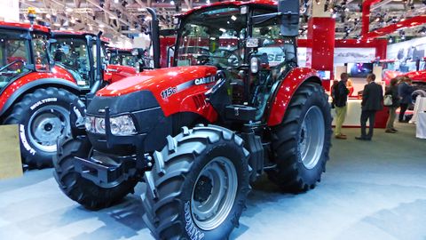 Les commandes à portée de main sur le Case IH Farmall C
