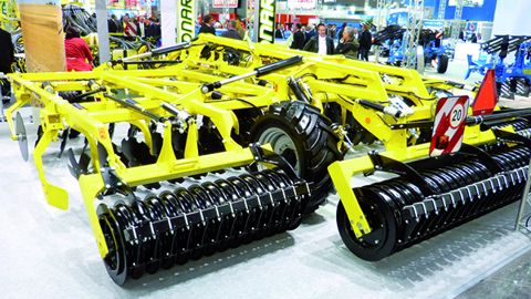 Le broyeur Bednar Mulcher toujours propre Le broyeur Bednar Mulcher toujours propre