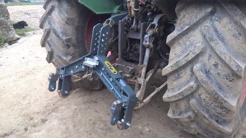 Agrotronix : la pesée sur le relevage Agrotronix : la pesée sur le relevage