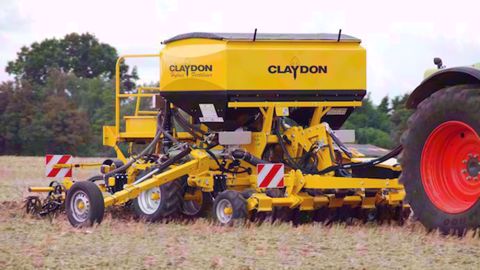 Le semoir Hybrid de Claydon passe à 3 m